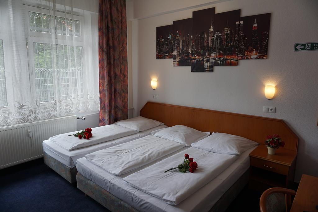 Itm Hotel Oase Αμβούργο Δωμάτιο φωτογραφία