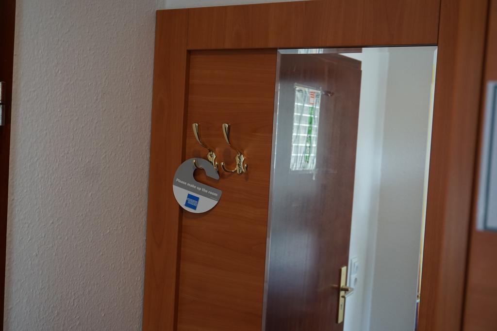 Itm Hotel Oase Αμβούργο Δωμάτιο φωτογραφία