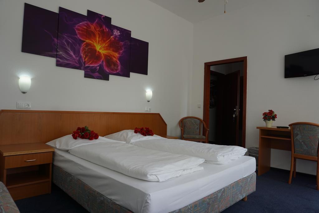 Itm Hotel Oase Αμβούργο Δωμάτιο φωτογραφία