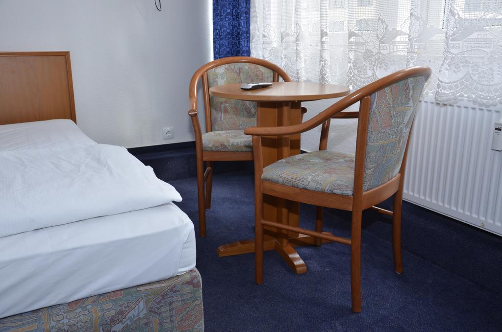 Itm Hotel Oase Αμβούργο Δωμάτιο φωτογραφία