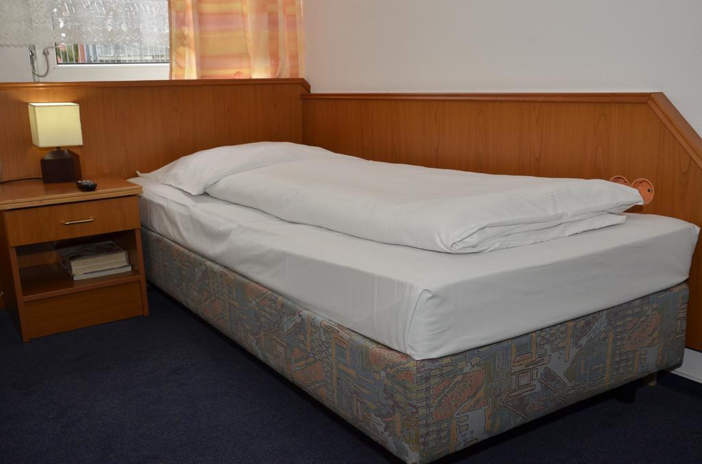 Itm Hotel Oase Αμβούργο Δωμάτιο φωτογραφία